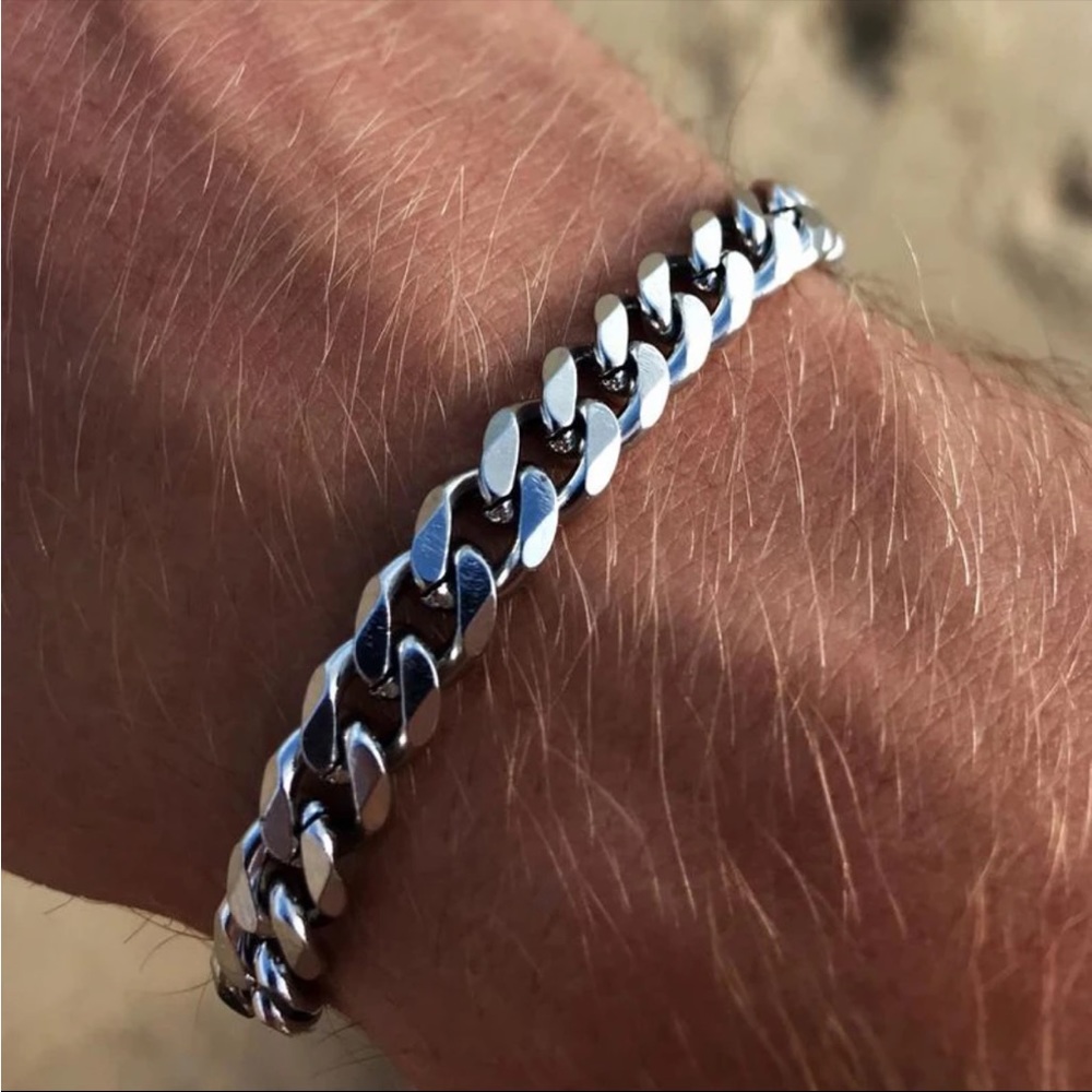 Men’s stainless steel Cuban chain silver bracelet